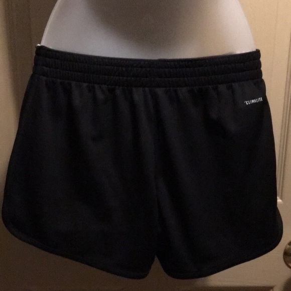Adidas Shorts and Capri set Small EUC - Picture 5 of 8